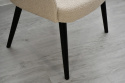 Okrągły, rozkładany stół na kolumnie STL 220 oraz tapicerowane krzesła K-80 z podłokietnikami