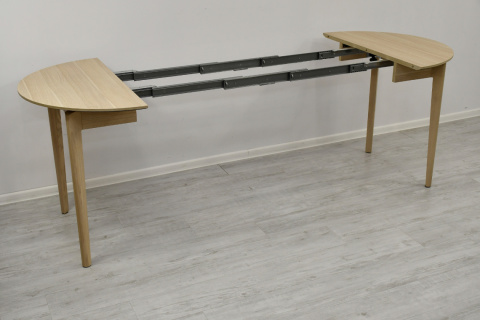 Nietuzinkowy stół DPL 05 fi 90 do 210 cm jasny dąb Nietuzinkowy stół DPL 05 fi 90 do 210 cm jasny dąb