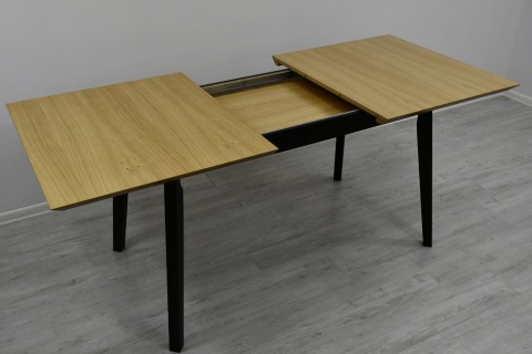 Skandynawsko loftowy komplet stół Oslo X 80/140-180 oraz krzesła obrotowe EL-lu Skandynawsko loftowy komplet stół Oslo X 80/140-180 oraz krzesła obrotowe EL-lu