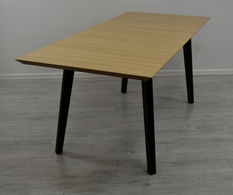 Stół do salonu Oslo X 80x120 - 160 lub 80x140 - 180