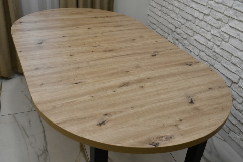 Rozkładany, okrągły stół Poli 4 oraz 4 krzesła Divo 2