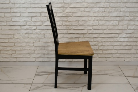 Loftowy, okrągły stół Lamel fit oraz krzesła Krzyżak